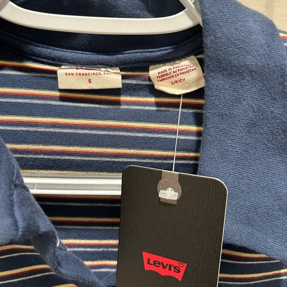 Levi top - Picture 2 of 2